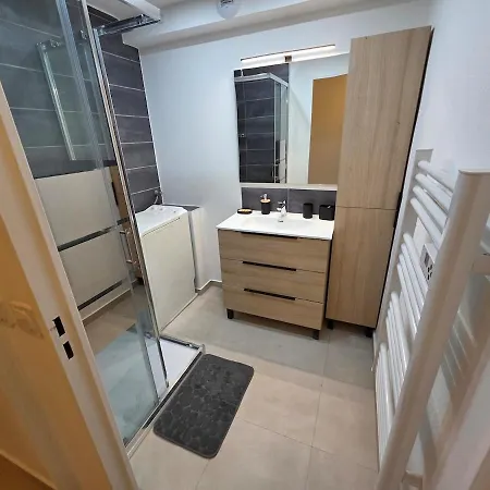 Renove Proche Апартаменты *